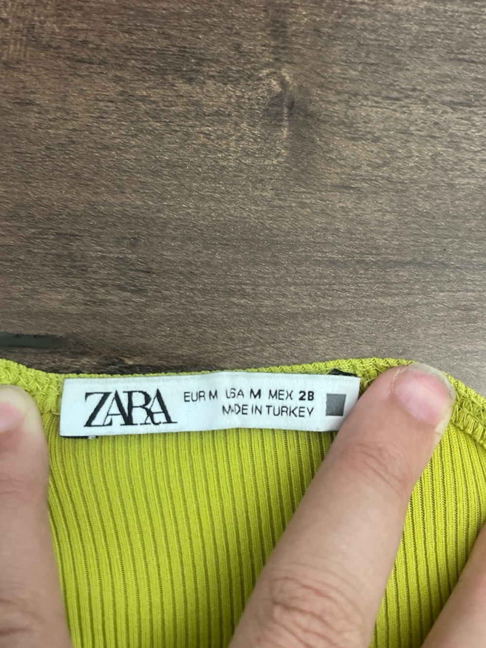 Lime Ribbed Spaghetti Strap Crop Top - Picture 3 of 3